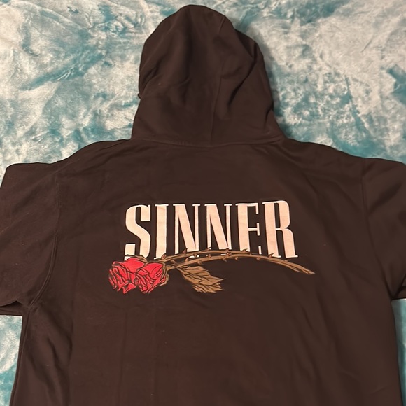 Yours Truly ‘Sinner’ Hoodie 🌹 - Picture 4 of 5